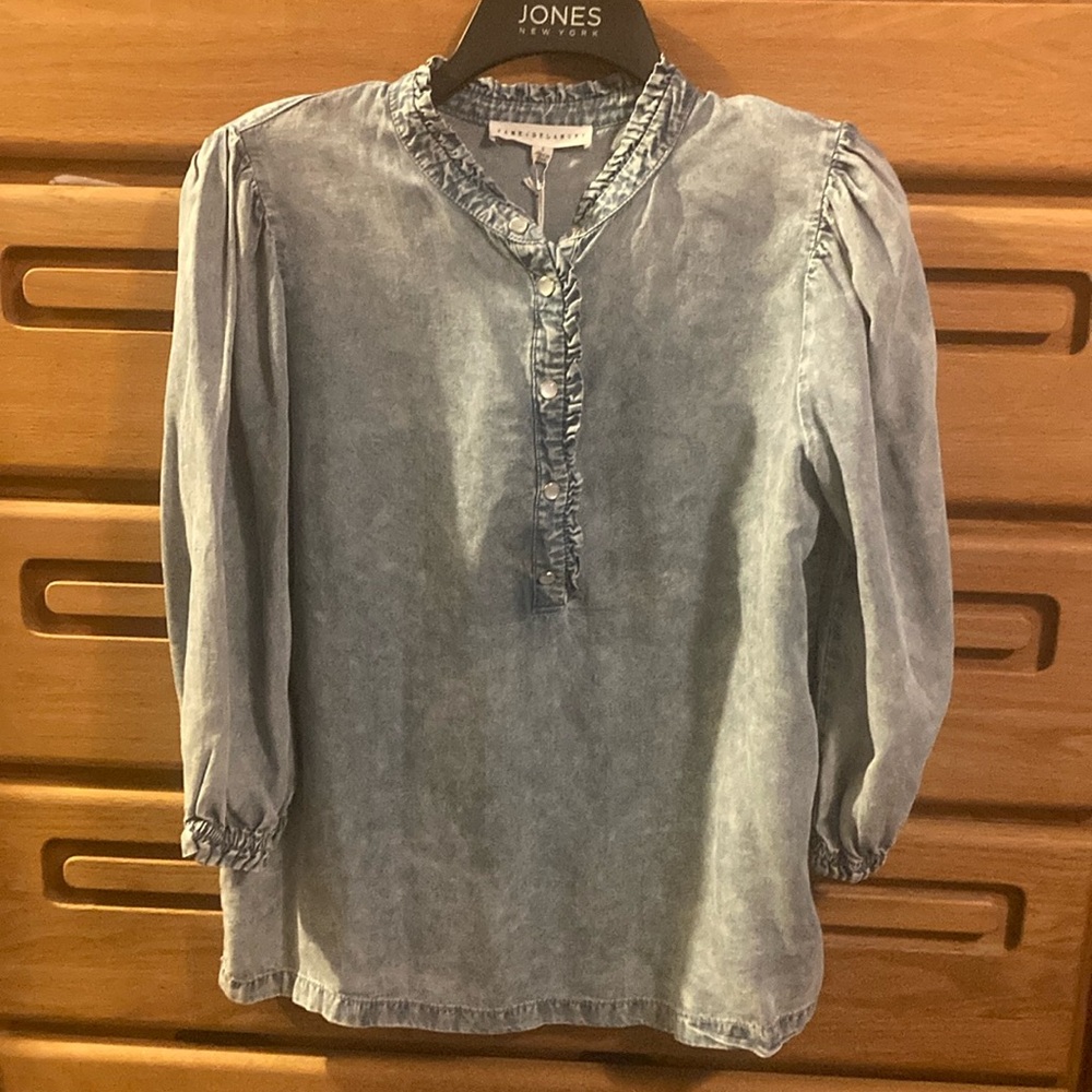 NWT Jane and Delancey small peal snap shirt